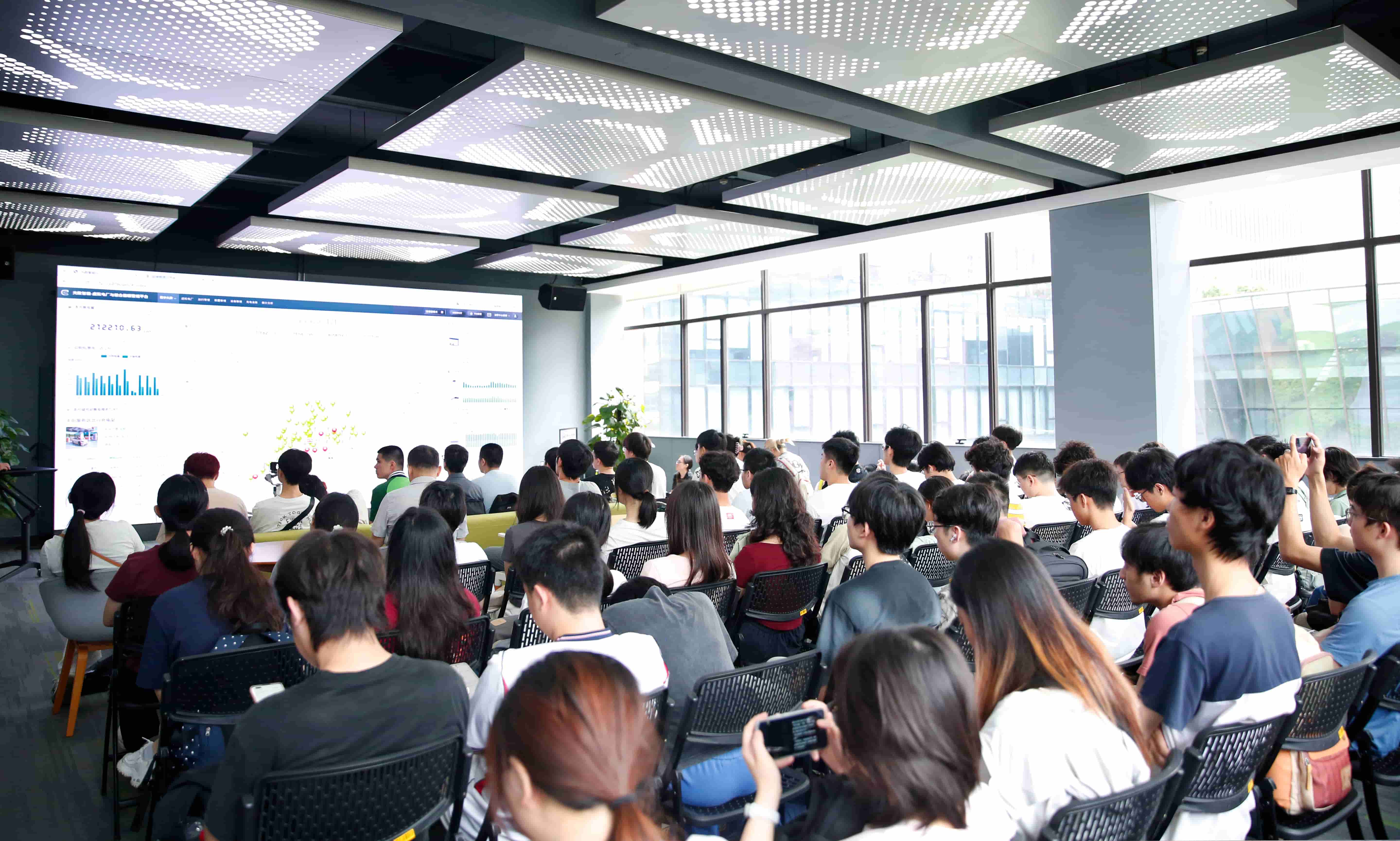 深化校企协同创新，赋能新型电力系统建设丨华南理工大学师生走进bbin宝盈电气开展产学研交流活动